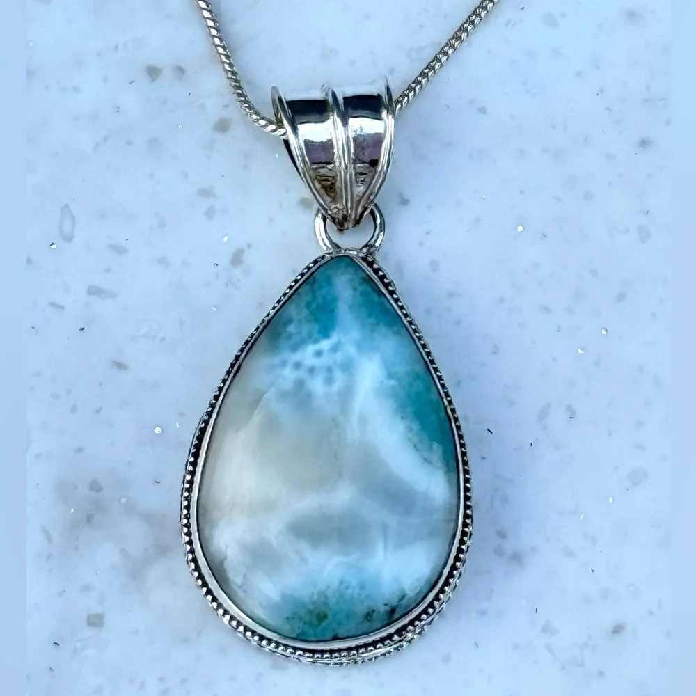 925 S/S Caribbean Blue Larimar Pendant - Picture 5 of 9